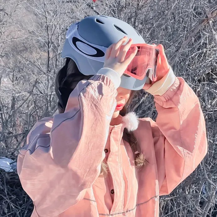 无限斯特拉托斯：渴望恋爱的六重奏